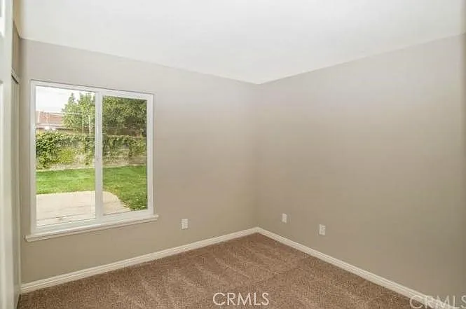 2057 S Cherry Ave — Photo 9