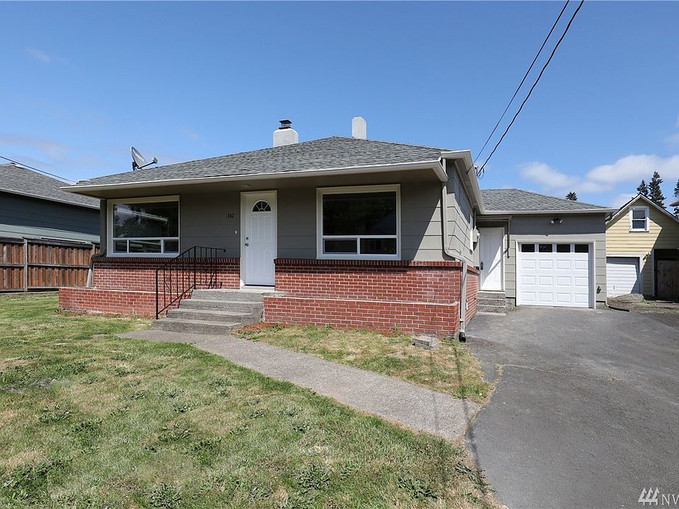 1st image of 442 Kirby Ave NE