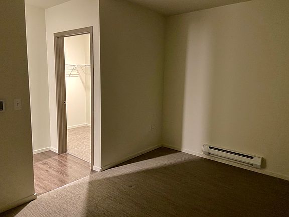 5th image of 204 5th Ave N #502
