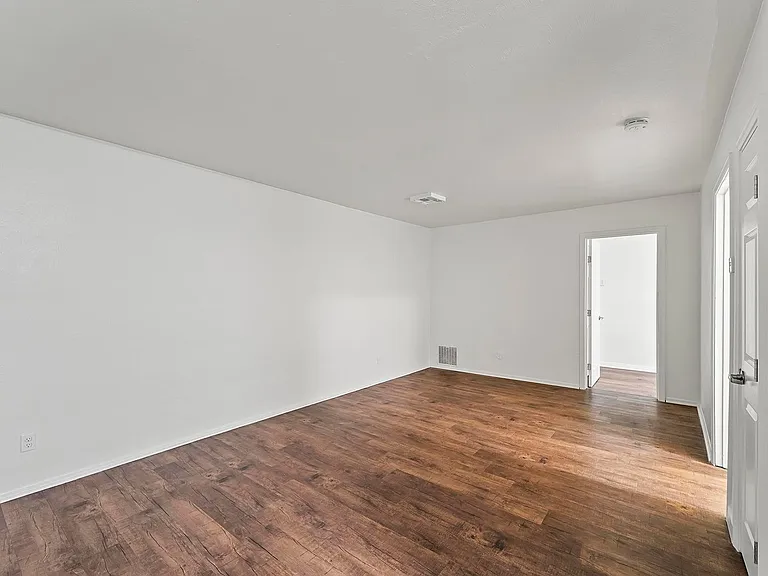 Metro Apartments At Bethalto — Photo 18