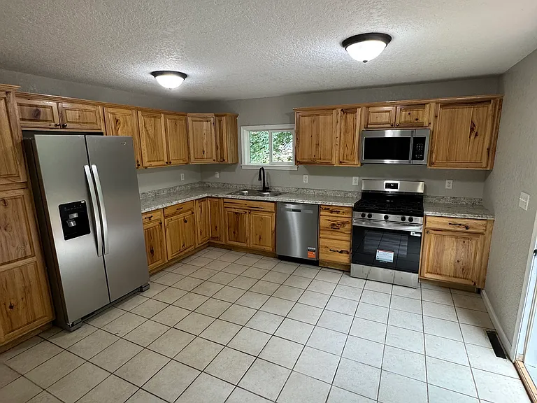 4400 Draper Rd — Photo 5