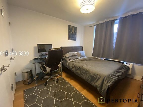 4th image of 58 Stagg St #4C