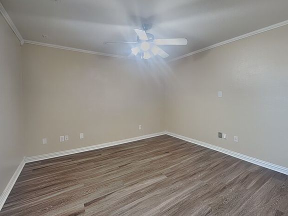 4th image of 709 Pride Ct
