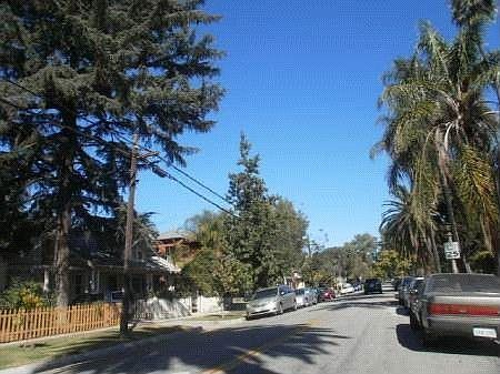 2nd image of 3675 Locust St