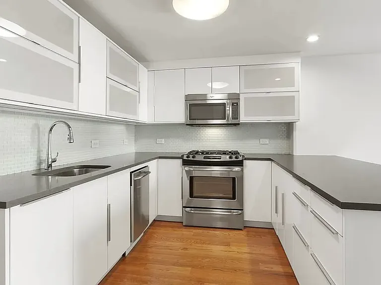 165 Avenue B #2 — Photo 7