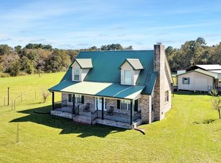 2267 Horse Barn Rd, Westville, FL 32464