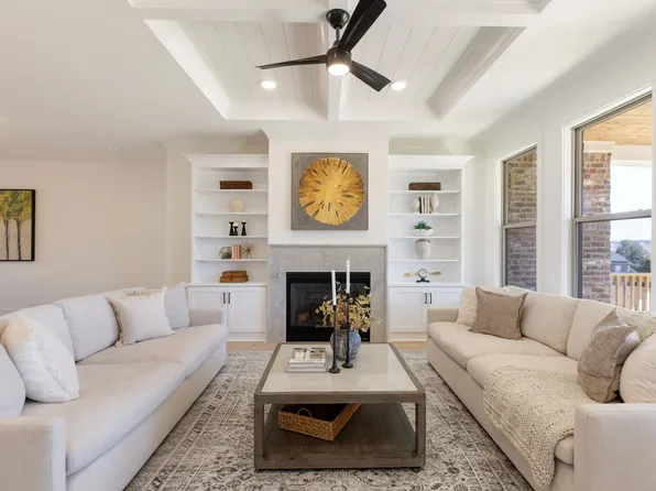 1004 Pheasant Run Ct, Spring Hill, TN 37174