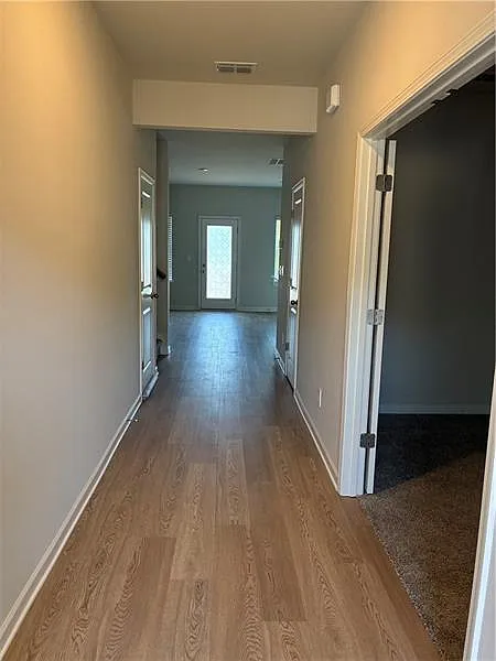 4 bed, 2.5 bath, 2479 sqft, $2,650 — Photo 3