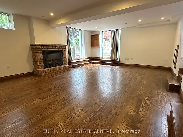 76 Brock St — Photo 27