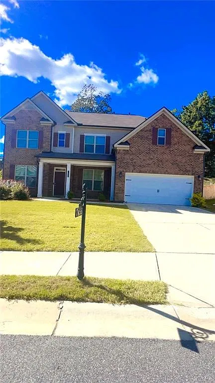 5 bed, 4.0 bath, 3017 sqft, $3,150 — Photo 1