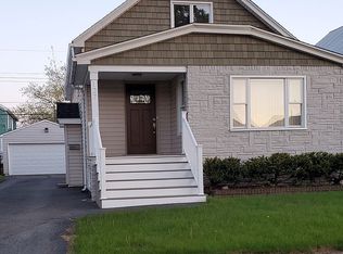 127 Harding Rd, Buffalo, NY 14220