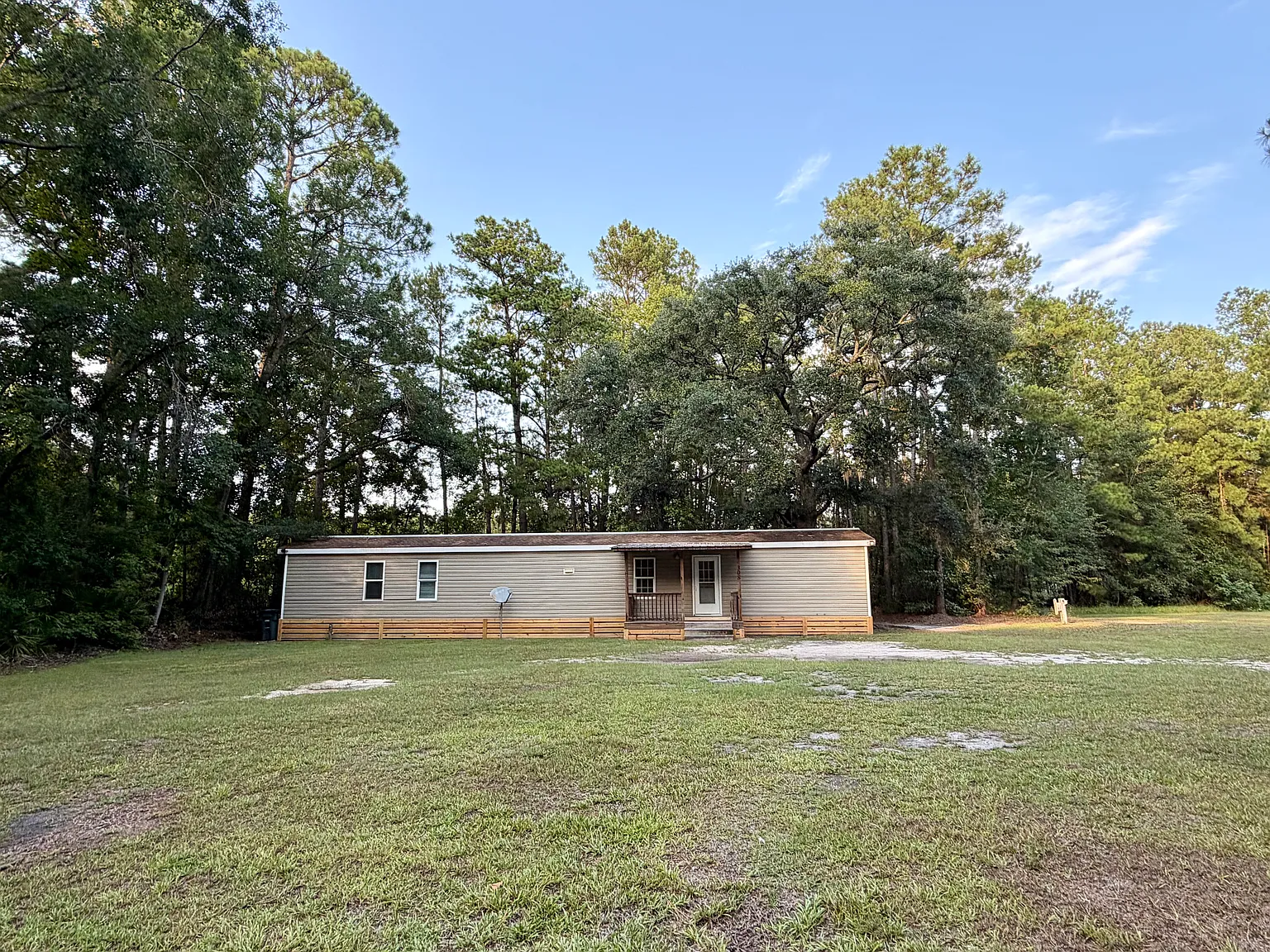 3 bed, $1,500 — Photo 1