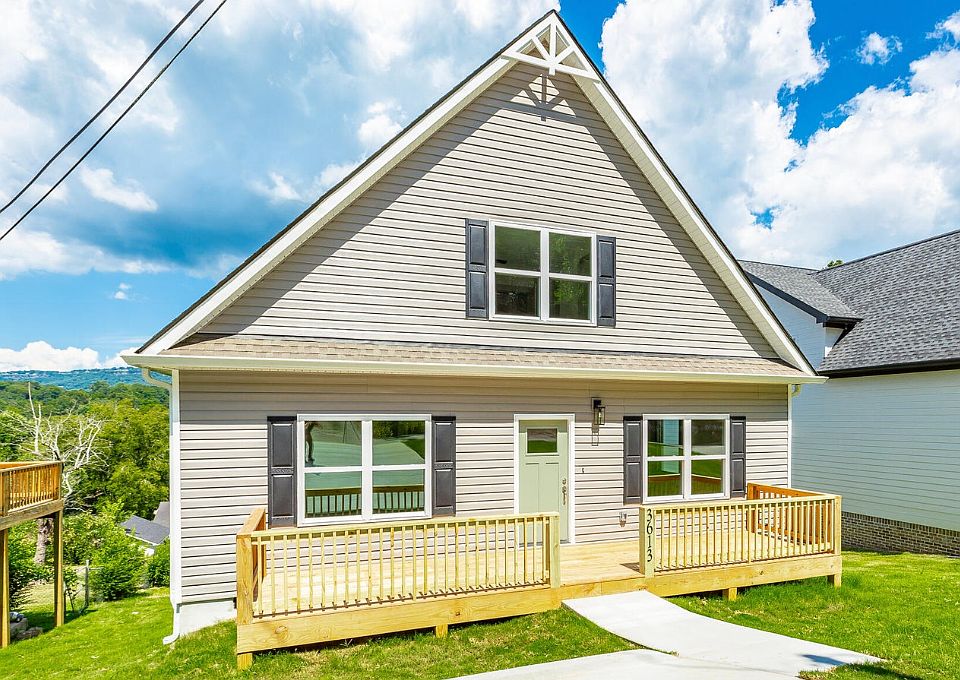 1st image of 3613 Pickering Ave
