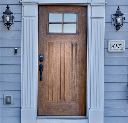 2nd image of 817 Pine Hill Dr