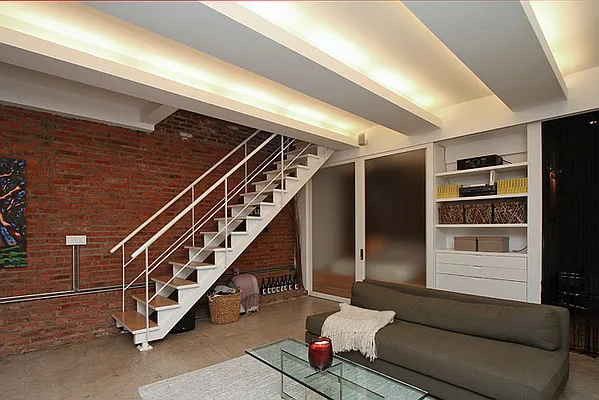 Rented by Luxury Lofts & Homes | media 23