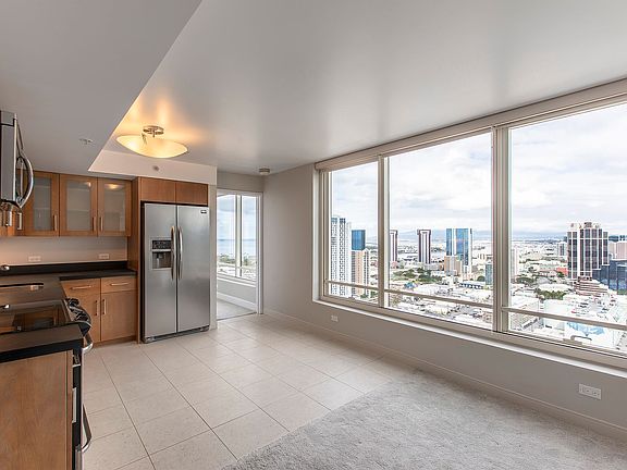 5th image of 1009 Kapiolani Blvd APT 3910