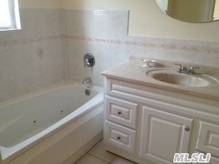 3rd image of 2868 Arrowhead Pl