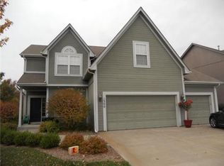 1300 Honeysuckle Dr, Liberty, MO 64068