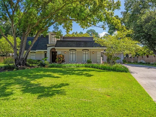 4405 Carrollwood Village Dr, Tampa, FL 33618