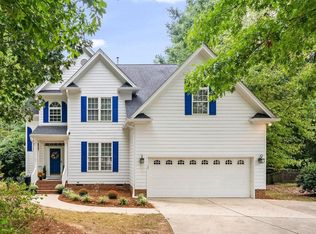 2909 Whitehart Ln, Raleigh, NC 27606