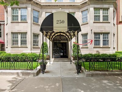 250 Beacon St #1B, Boston, MA, 02116