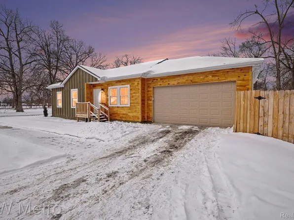 19700 Stahelin Ave, Detroit, MI 48219