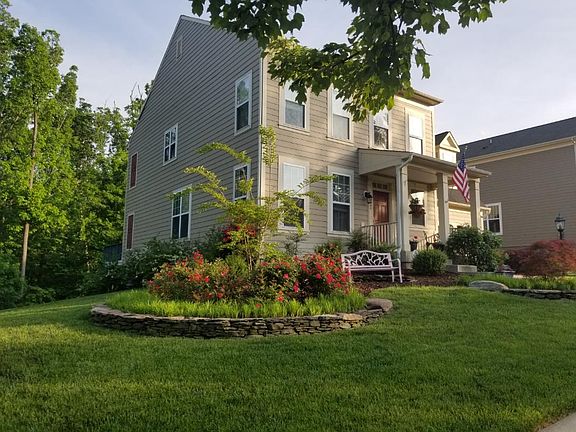 2nd image of 1300 Idlewild Blvd
