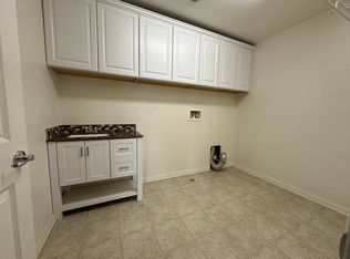 7623 Prairie Dr, Riverside, CA 92507