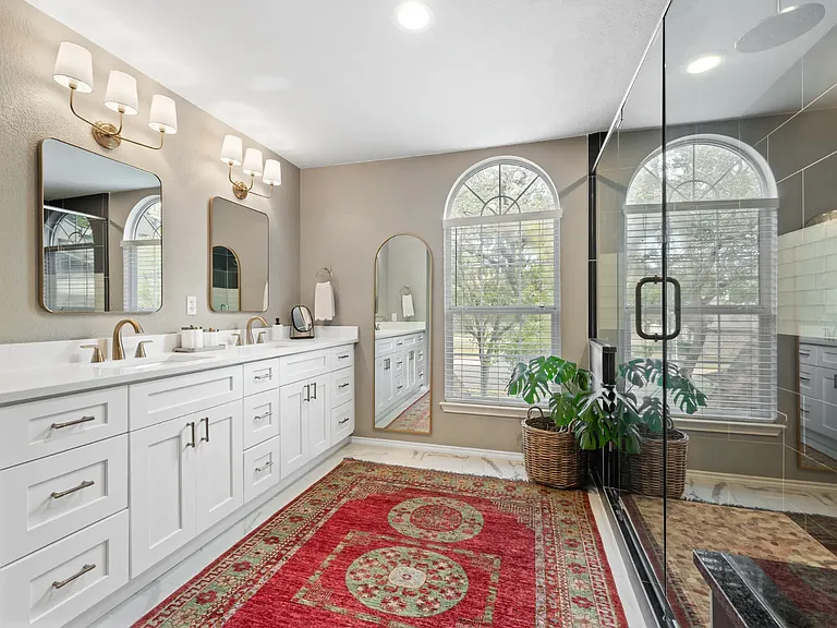 3950 Travis Country Cir — Photo 13