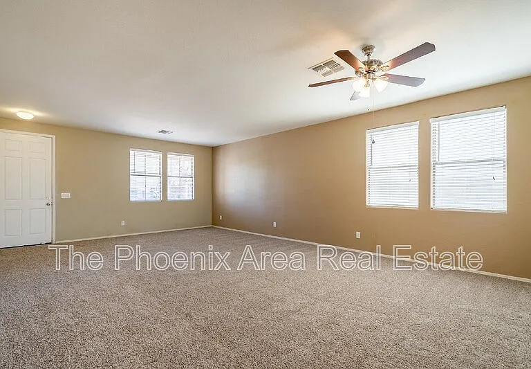 45992 W Dutchman Dr — Photo 8