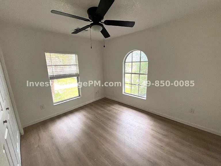 3351 Marion St #3 — Photo 9