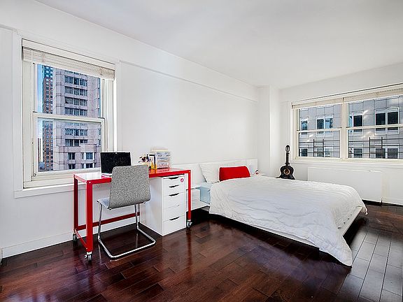 4th image of 159 W 53rd St APT 28H
