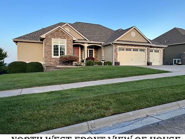 3624 Hawthorne Woods Ter
