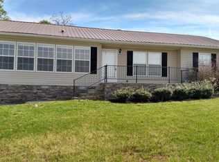 1134 Case View Rd, Dandridge, TN 37725