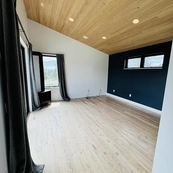 4055 Sunset Ridge Dr — Photo 16
