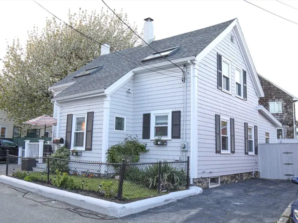 2 Wentzell Ave, Beverly, MA 01915