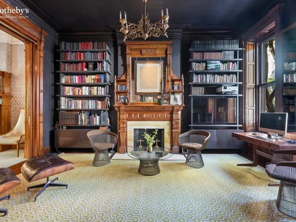 138 West 82nd Street image 3 of 39