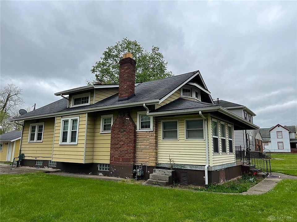 1st image of 2222 Hoover Ave