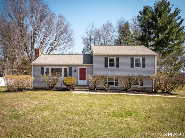 11 North Hearthstone Drive, Bethel, CT 06801