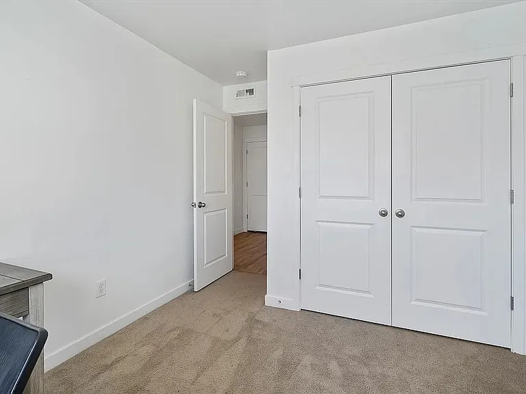 14818 S Queens Garden Ln — Photo 31