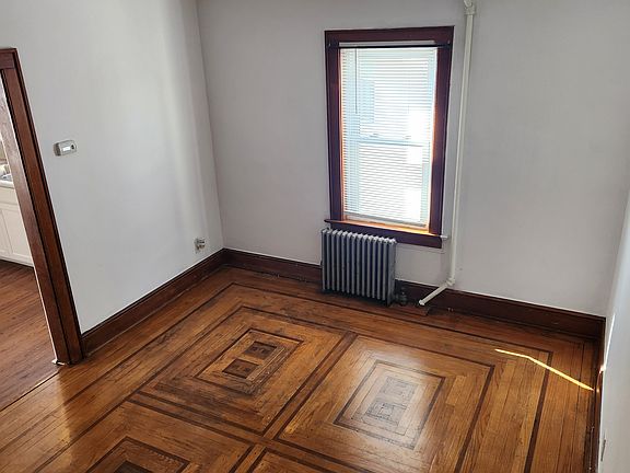 4th image of 245B Center St #245B