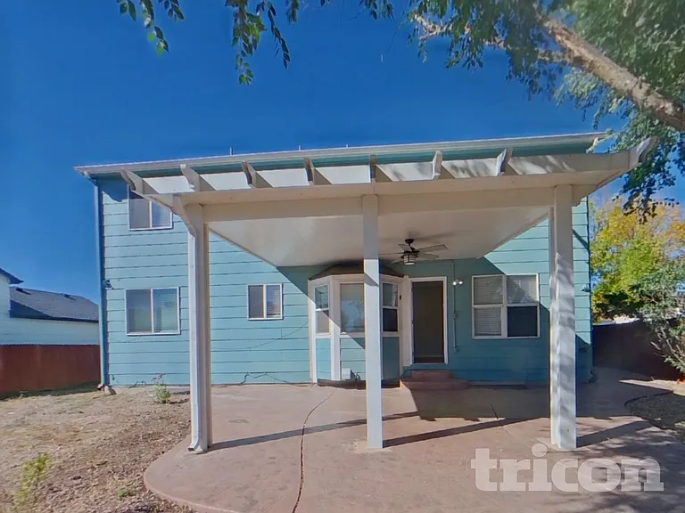 862 Marshall Dr — Photo 18