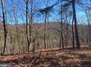 Bluffs Trail Dr, Springfield, WV 26763