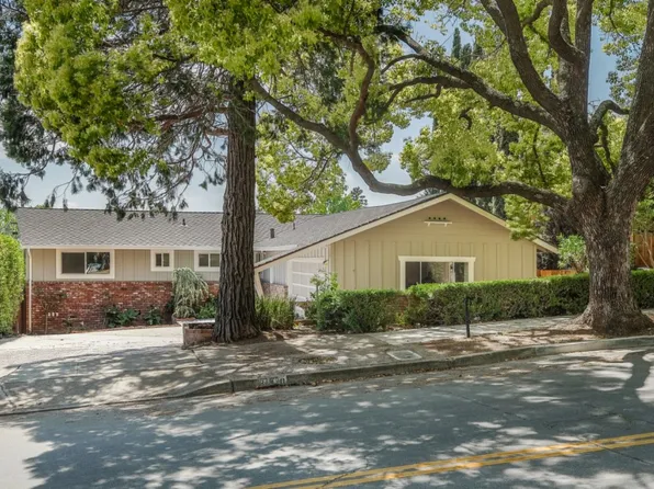 380 Wright Ave, Morgan Hill, CA 95037