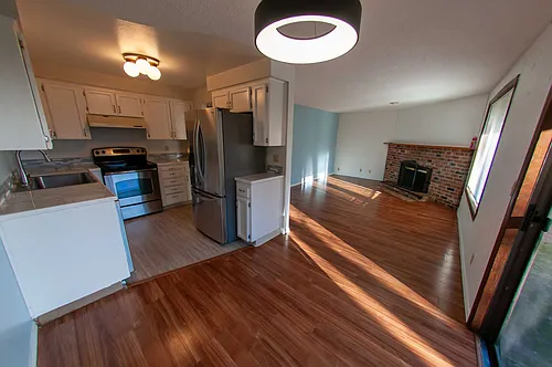 617 SE 121st Ave #17 Photo 1
