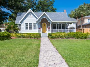 1916 Crescent Lake Dr N, Saint Petersburg, FL 33704