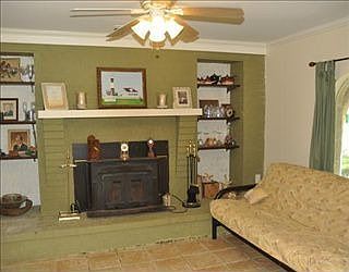 2nd image of 703 Covington Ave