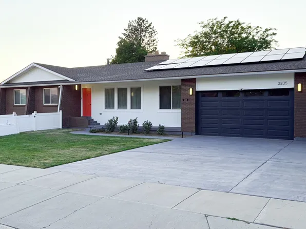 2235 E Woodchuck Way, Sandy, UT 84093