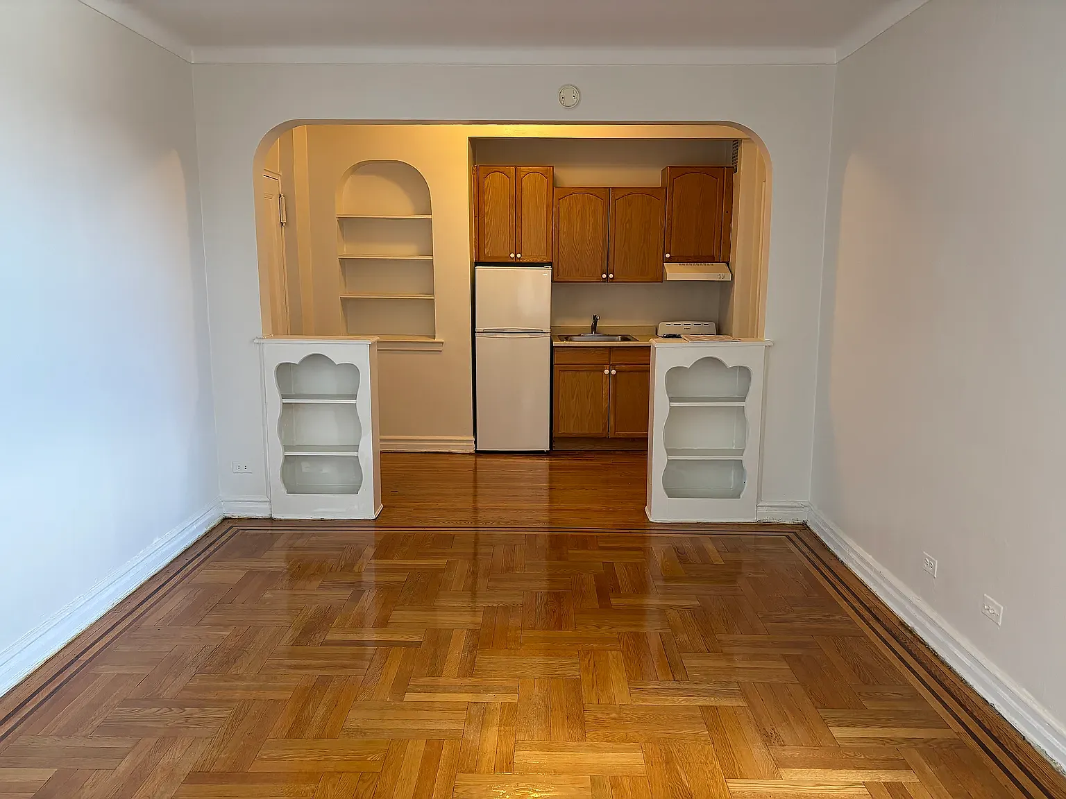 42-05 48th Ave — Photo 3