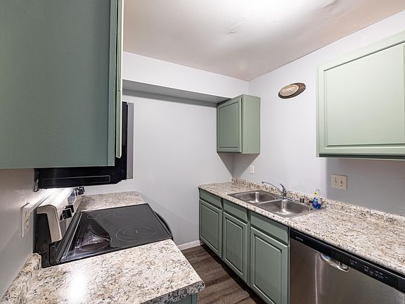 2nd image of 6335 Beechmont Ave APT 3